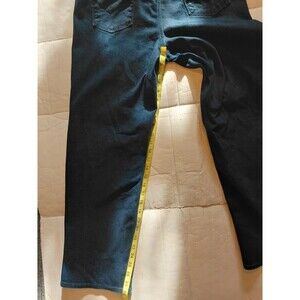 Women's size 16 Hudson blue jeans made in the USA